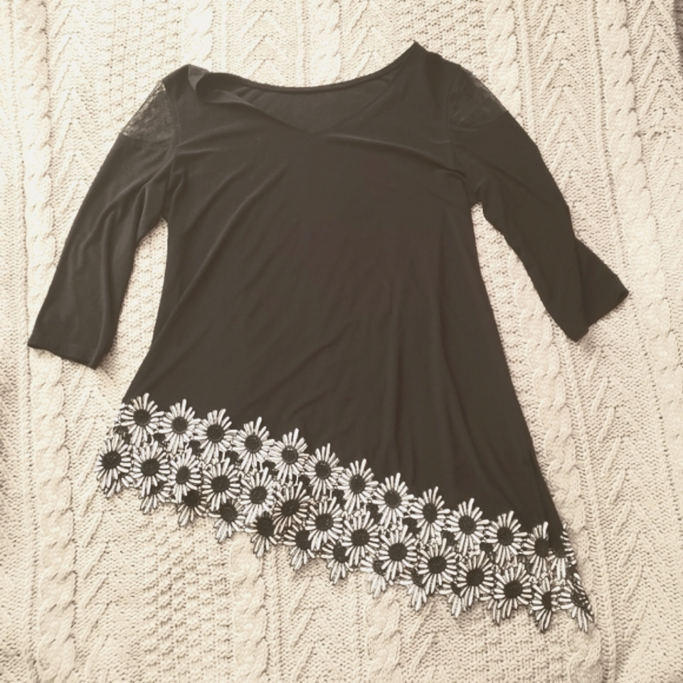 Joseph Ribkoff Black Tunic With White Floral Lace Hem